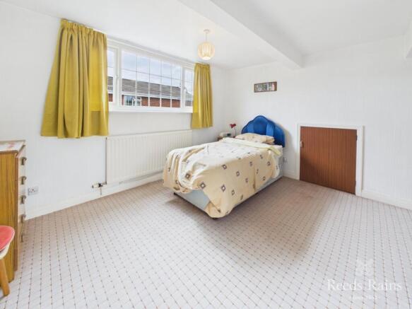 4 bed Detached for sale Image 11
