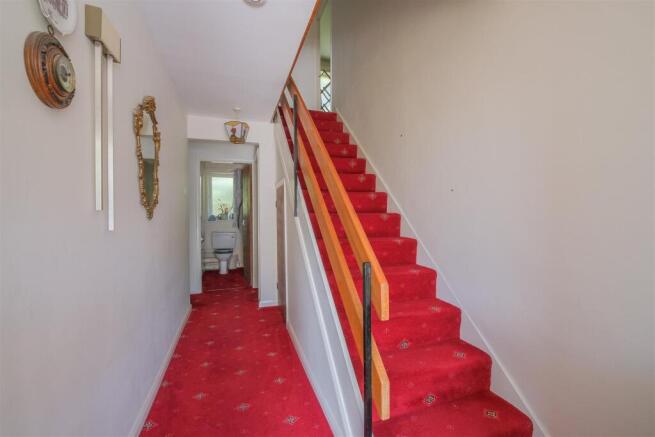 4 bed Detached for sale Image 7