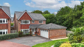 55, Broadfern, Wigan WN6 0GN