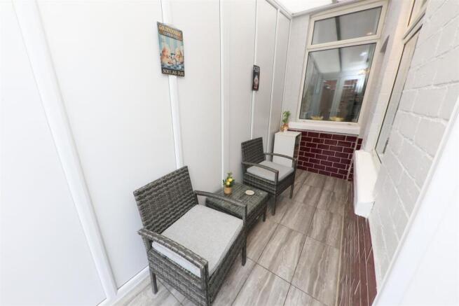 2 bed Terraced for sale Image 9