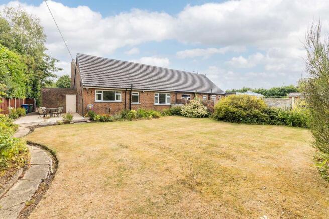 2 bed Semi-Detached Bungalow for sale Image 8