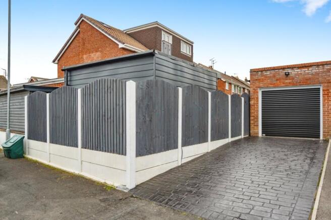 Rear Garage