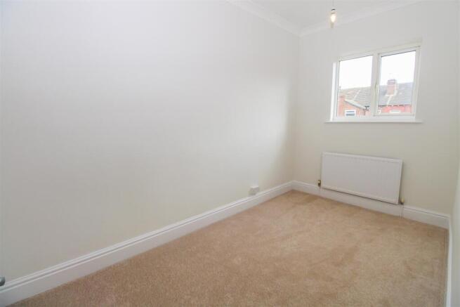 2 bed Terraced for sale Image 6