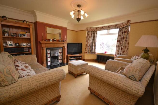 2 - RIGHTMOVE.jpg