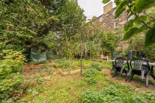 Shared Rear Garden
