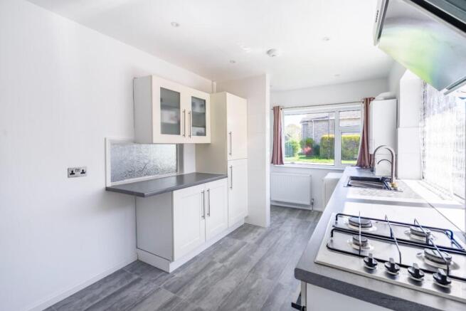 3 bed Detached Bungalow for sale Image 4