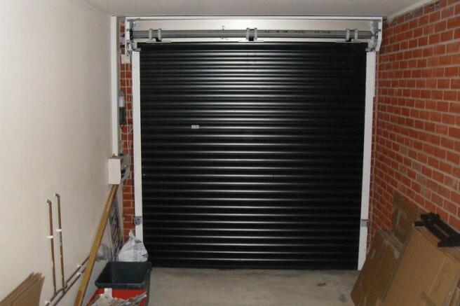 Garage 1