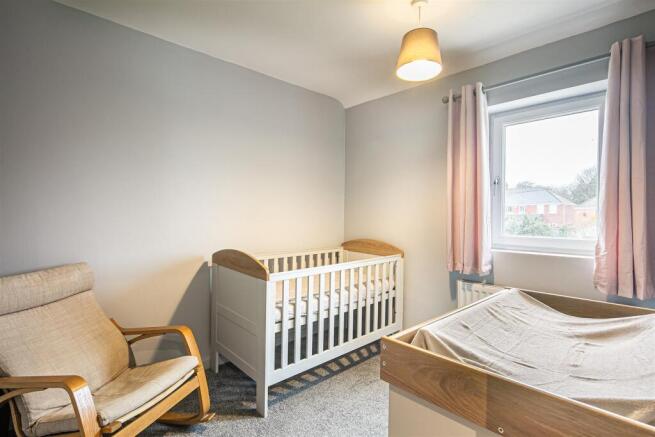 3 bed Semi-Detached for sale Image 11