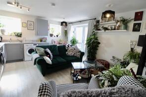 Flat, 108, Chessel Drive, Patchway BS34 5UZ