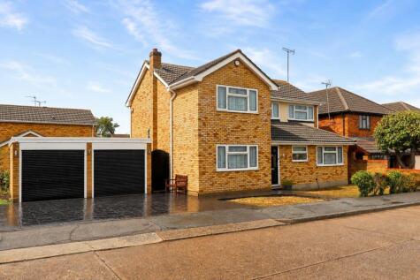 Tudor Way, Wickford, Essex, SS12