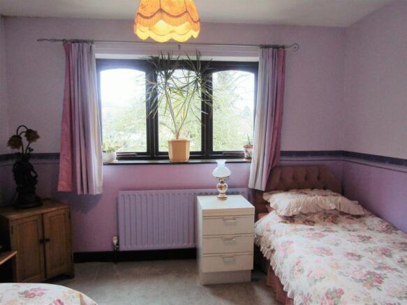 Second bedroom