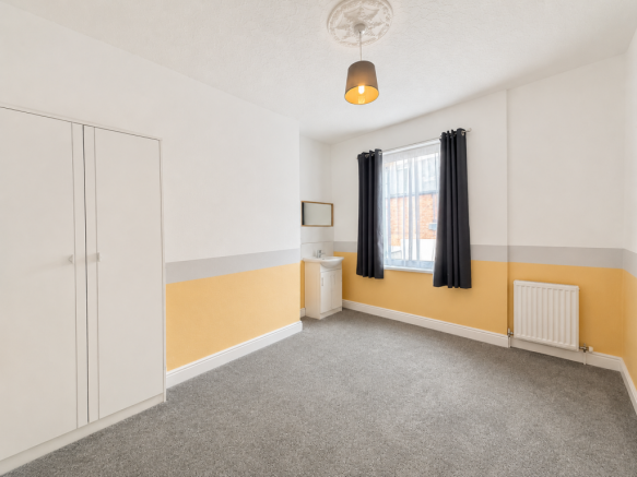 4 bed Terraced for sale Image 7
