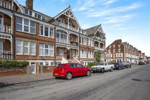 9, Rosebery Court, Sea Road, Felixstowe IP11 2DD