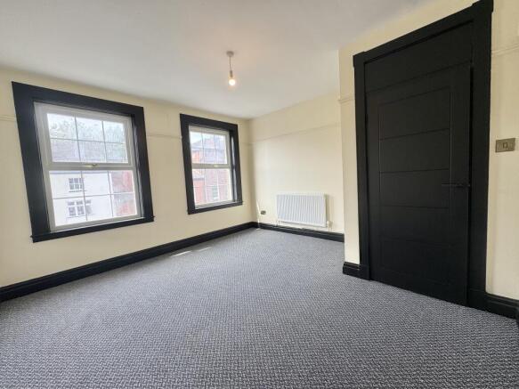2 bed Flat to rent Image 6