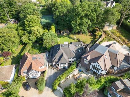 The Rose Walk, Radlett, WD7