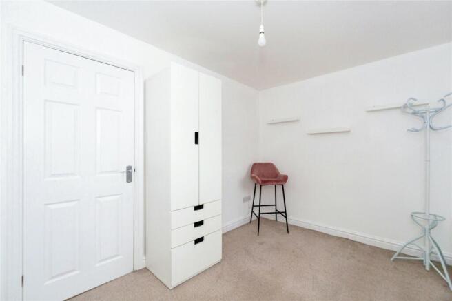 Dressing/5th Bedroom
