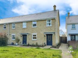 5, Chedworth Place, Chineham, Basingstoke RG24 8AZ