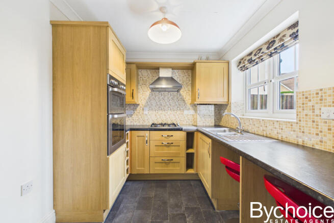 CAM05454G0-PR0143-STILL003