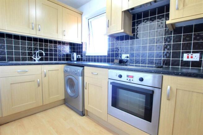 1 bed Flat for sale Image 12