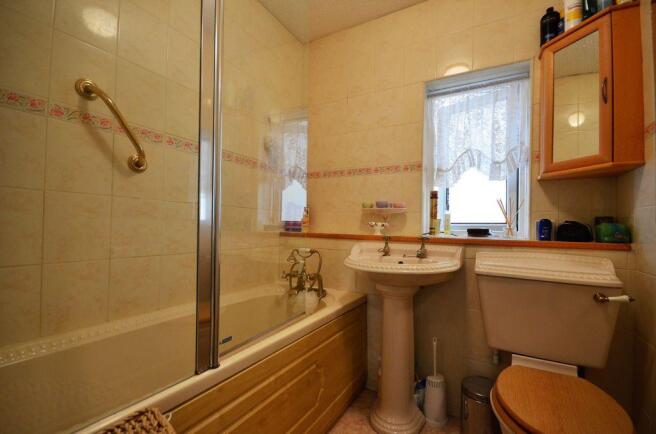 Photo 16