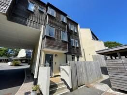 40, Boscawen Woods, Truro TR1 1UE