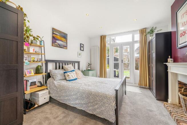 1, 73 Thornlaw Road-14.jpg