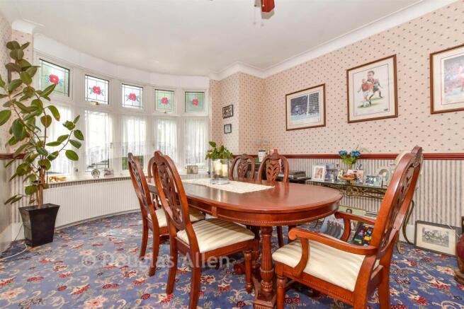 Dining Room *