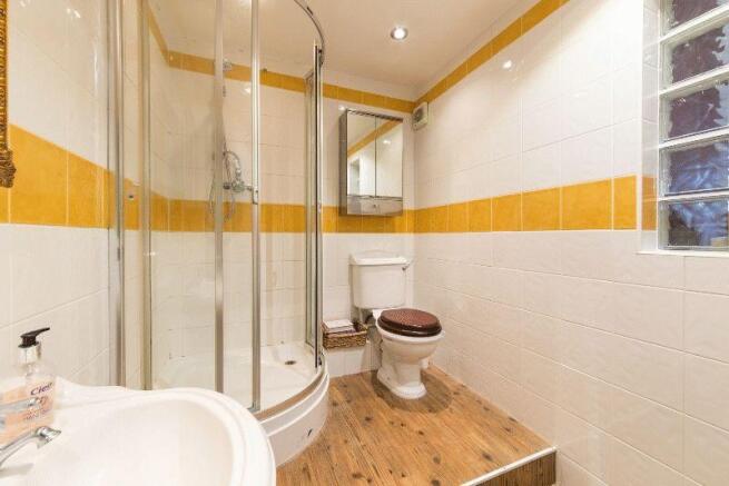 En Suite Showe...
