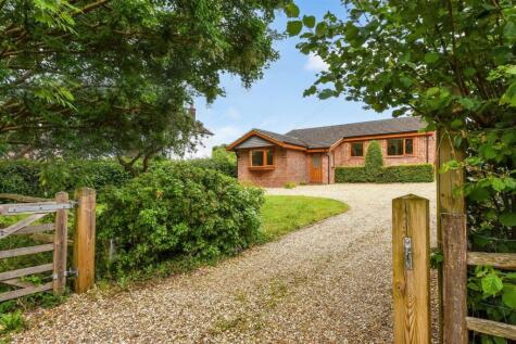 Passfield Road, Passfield, Liphook