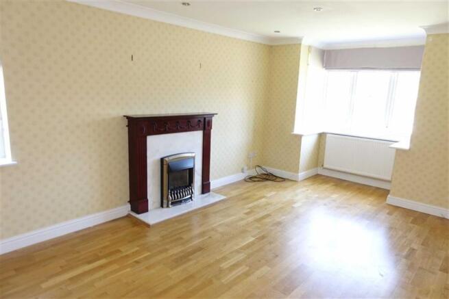 LIVING ROOM (front)