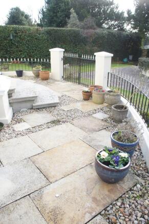 Photo 11