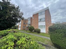 Flat 9, Southdene Court, Pymmes Green Road, New Southgate, London N11 1DG