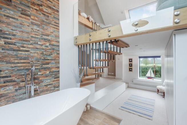 Master ensuite