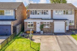 81, Knaves Acre, Ashford TN27 9TJ