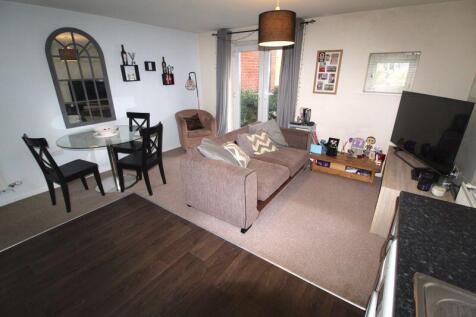 Hornbeam Close
