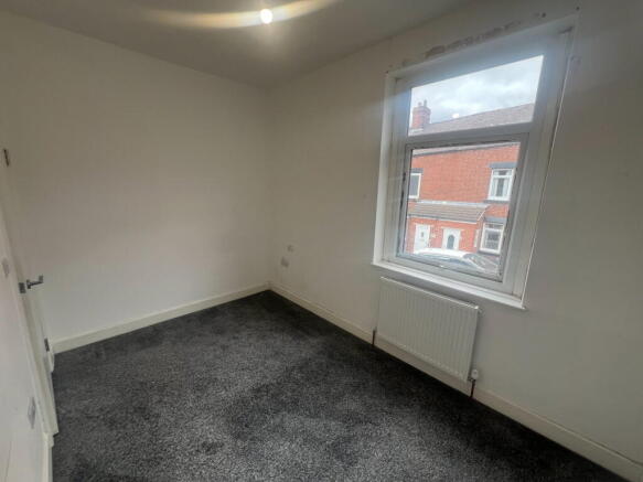 3 bed Terraced to rent Image 4