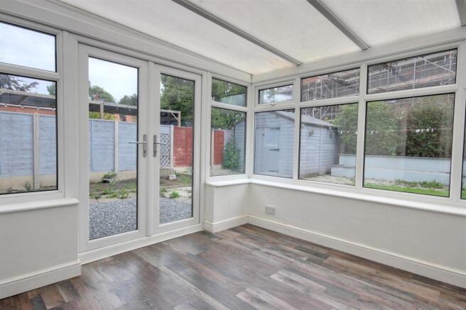 3 bed Semi-Detached for sale Image 8