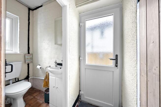 3 bed Semi-Detached for sale Image 12