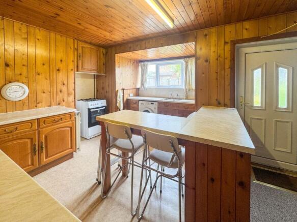 3 bed Terraced for sale Image 4