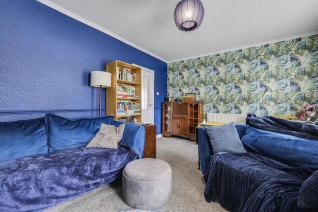 3 bed Semi-Detached for sale Image 4