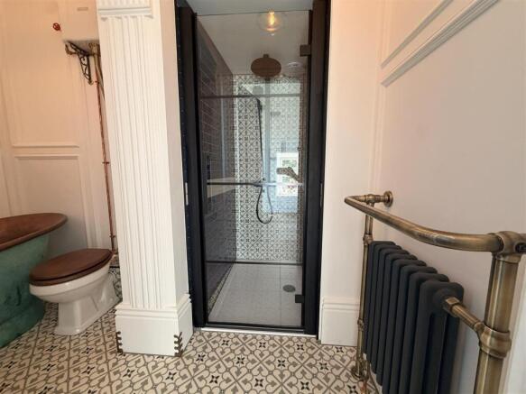 2 bed Apartment to rent Image 7