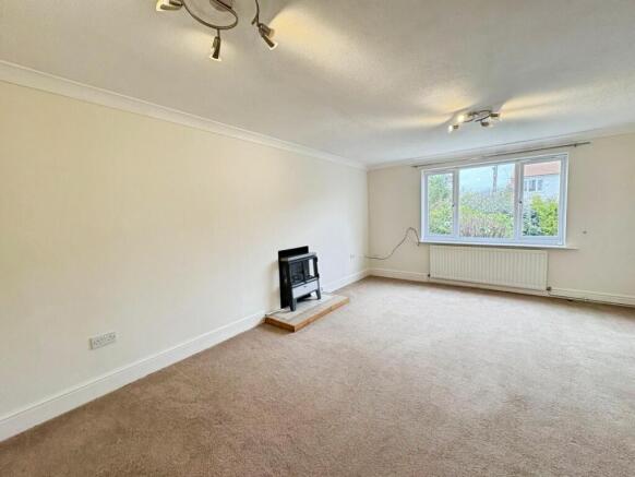 3 bed Detached Bungalow for sale Image 9