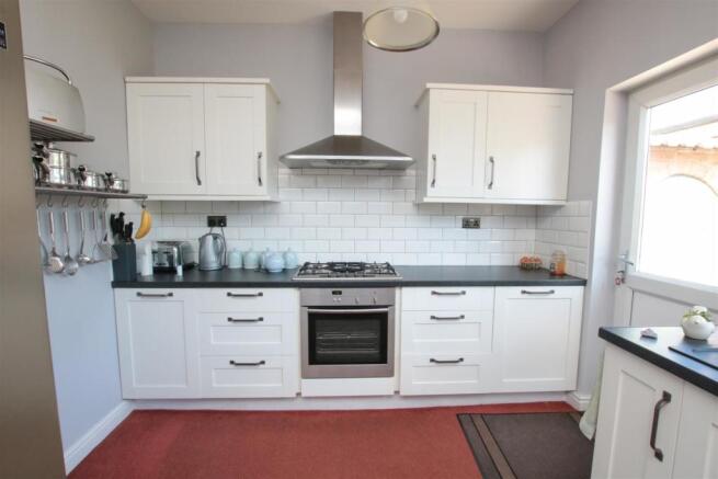 OPEN PLAN DINING KITCHEN
