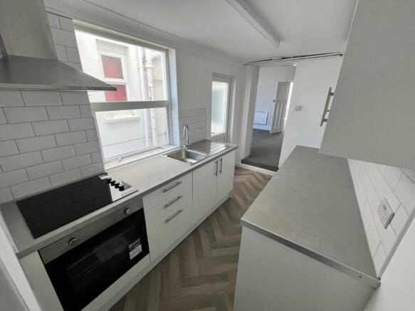 Apartment in Shoreham-by-Sea - View 4