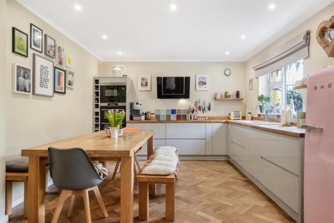 Kitchen Dining Room.JPG