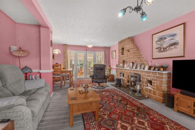 2 Hazeldene Gardens, Banbury-6.jpg