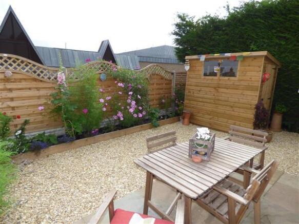 GARDEN VIEW 2