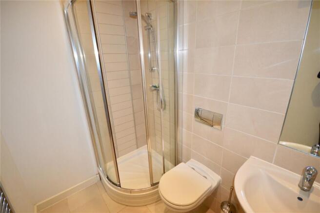 2 bed Flat to rent Image 8