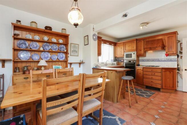 Dining Area2.jpg