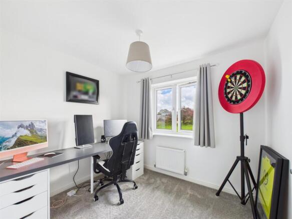 CAM02295G0-PR0309-STILL008.jpg